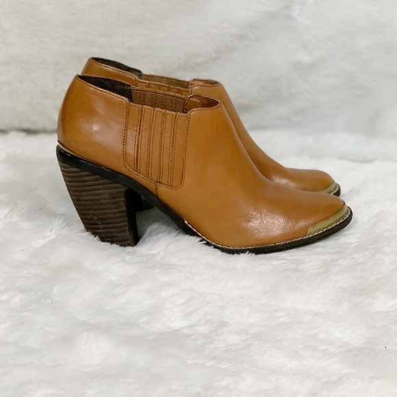 Dolce Vita Leather Western Ankle Booties - Picture 1 of 13